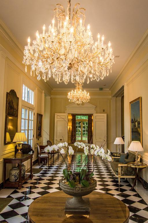 The Duke Mansion Bed & Breakfast Шарлът Екстериор снимка