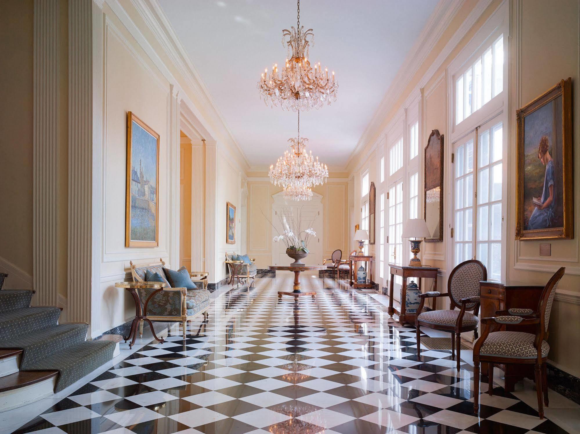 The Duke Mansion Bed & Breakfast Шарлът Екстериор снимка